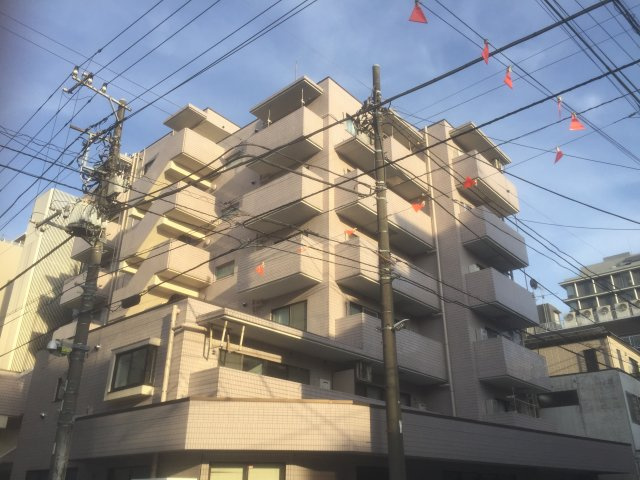 ジュネスコートの外観