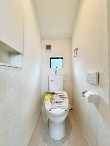 【仲介手数料無料】ふじみ野市新駒林4期―新築分譲住宅―限定2棟のトイレ