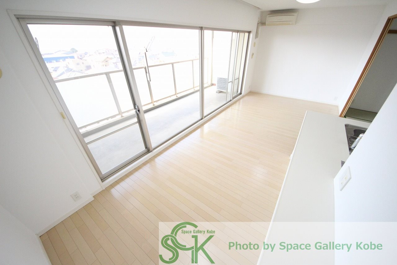 willDo西明石の居間・リビング|※お部屋により仕様が異なる場合があります※