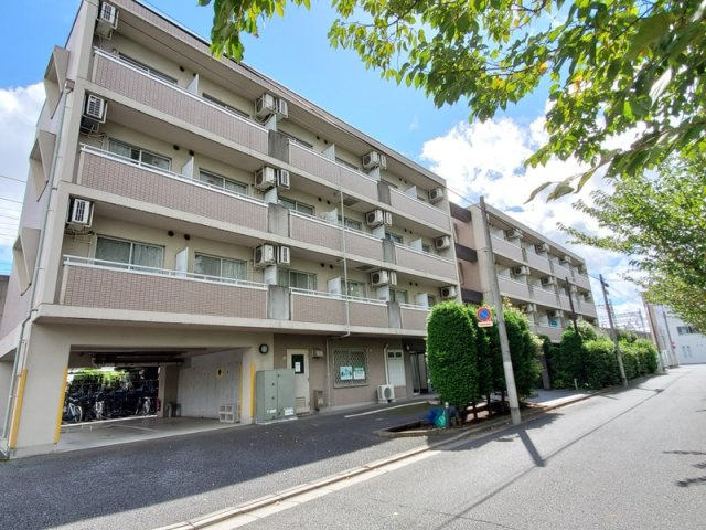 世田谷区喜多見９丁目の賃貸マンション
