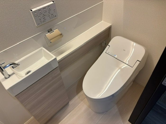 CASA Edoのトイレ|ゆったりとした空間のトイレです