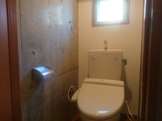 ミッドカラースクエアのトイレ