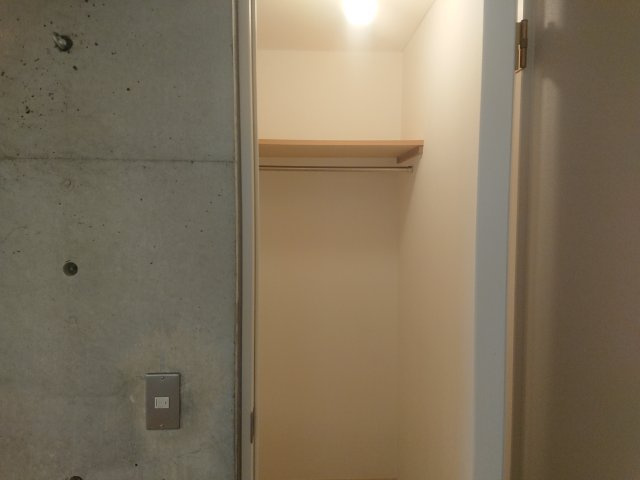 ミッドカラースクエアの収納