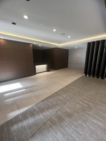 【エントランス】エステムコート新大阪XIVパルス