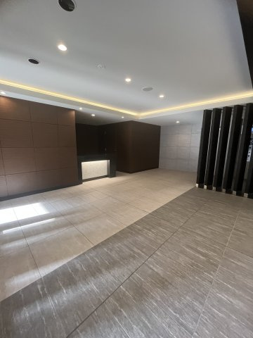 【ロビー】エステムコート新大阪XIVパルス