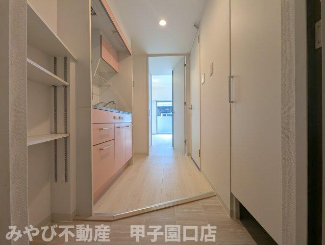 セレニテ甲子園Ⅰの玄関