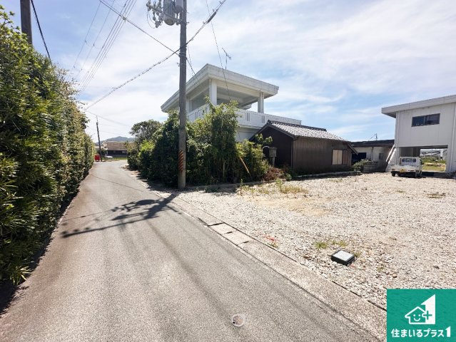 南あわじ市賀集鍛治屋　新築一戸建ての前面道路含む現地写真|周辺は落ち着いた街並みの住宅地！子育てがしやすい住環境です！まだ未完成ですが、現地でしかわからない事もございます。是非一度ご覧ください。