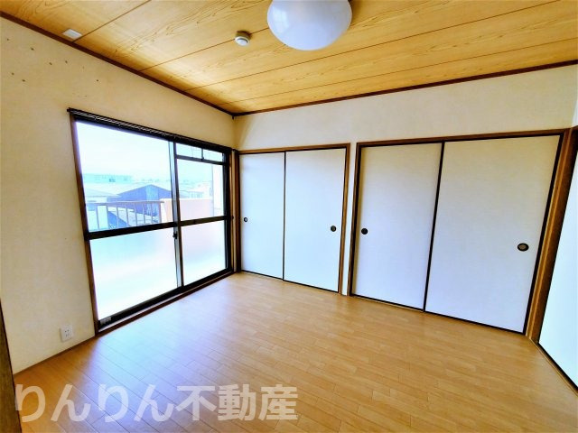 【洋室】 | アマ・デトワールⅠ | 落ち着いた色調の洋室です