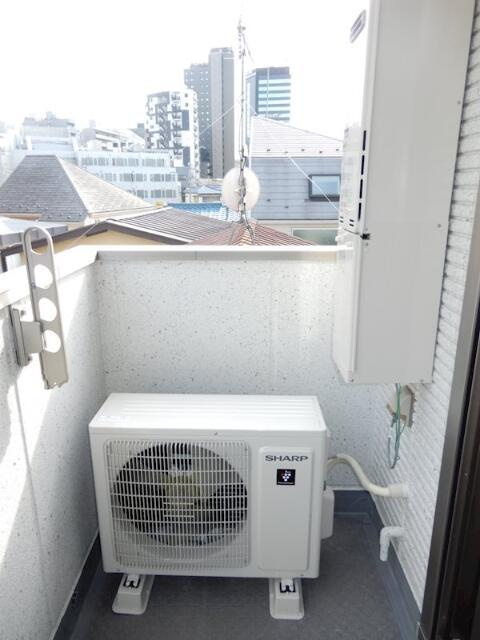 アルム西新宿のバルコニー|陽当たり良好なバルコニーです