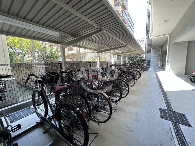 スプランディッド江坂3のその他共用部分|スプランディッド江坂Ⅲ　駐輪場
