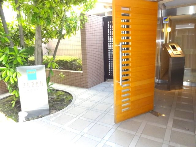【エントランス】 | ナイスアーバン上大岡フラッツ