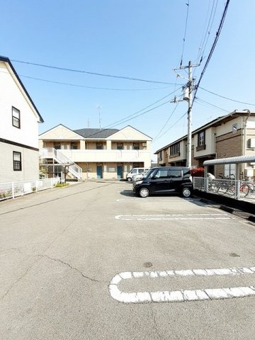【駐車場】 | グラス　リバー