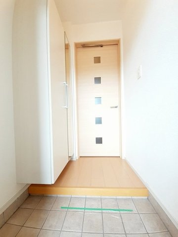 【玄関】 | プリムローズＡ