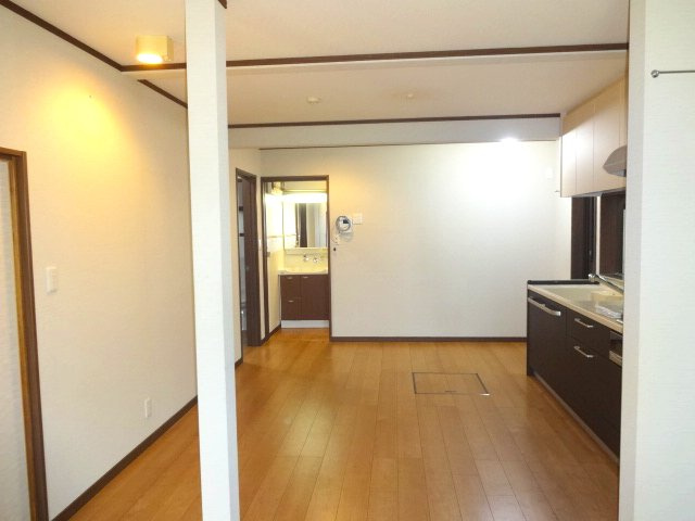 【居間・リビング】