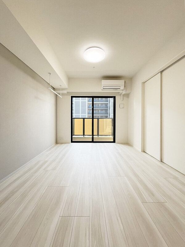 福岡市東区千早５丁目の賃貸マンションの居間・リビング