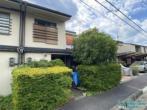 高野上竹屋町 中古テラスハウスの外観