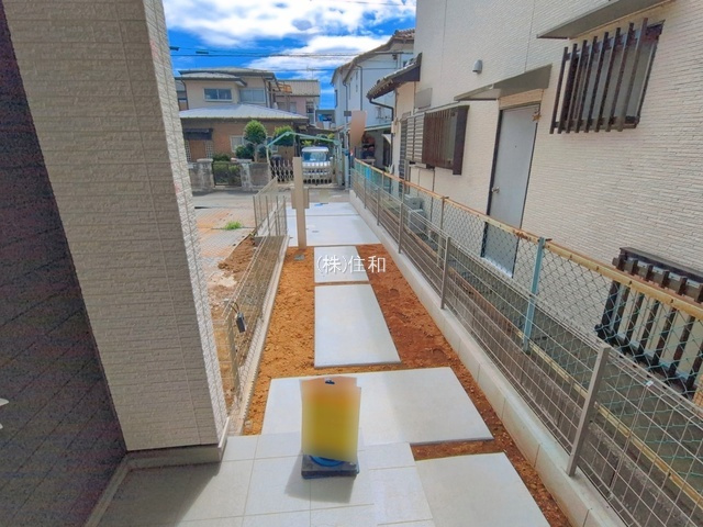 【新築分譲住宅】志木市柏町の前面道路含む現地写真