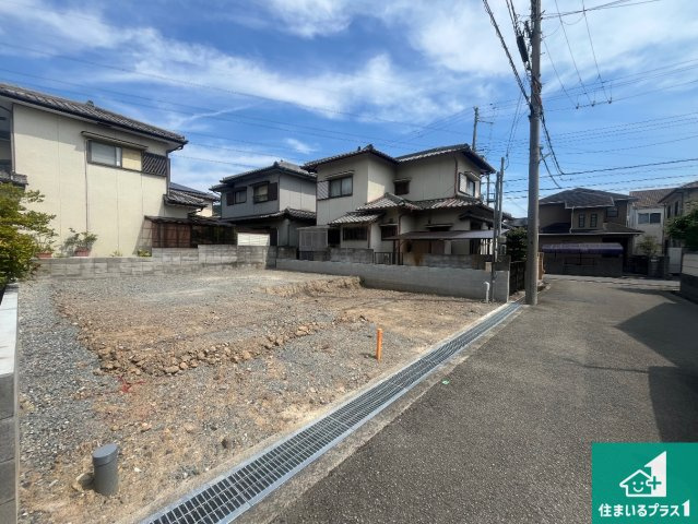 姫路市田寺東　第3期　新築一戸建ての前面道路含む現地写真|周辺は落ち着いた街並みの住宅地！子育てがしやすい住環境です！まだ未完成ですが、現地でしかわからない事もございます。是非一度ご覧ください。