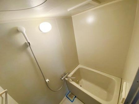パークサイド・ヴィラの浴室|※別部屋写真