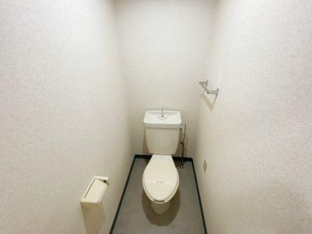 パークサイド・ヴィラのトイレ|※別部屋写真