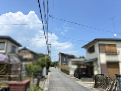 【前面道路含む現地写真】 | 大津市真野大野1丁目21-15　中古戸建