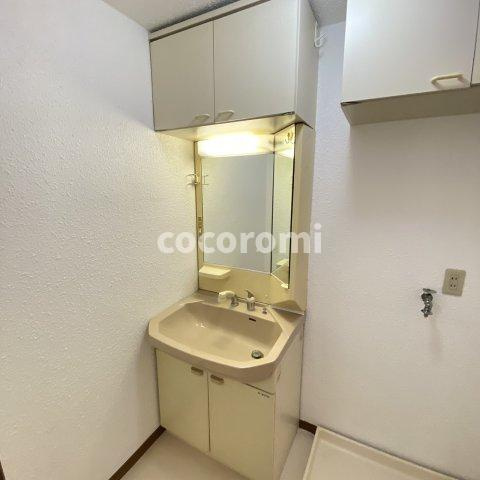 寝屋川市清水町戸建の独立洗面台