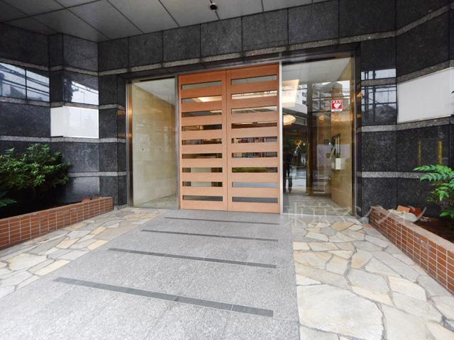 クレストフォルム上野グランステージのエントランス|クレストフォルム上野グランステージ：オートロック付きマンションです！