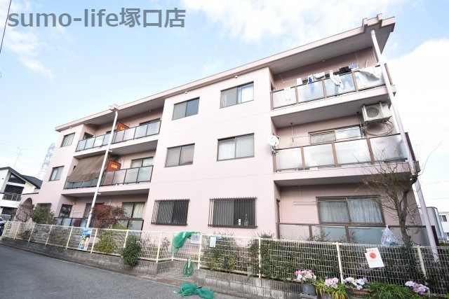 平塚ハイツの外観