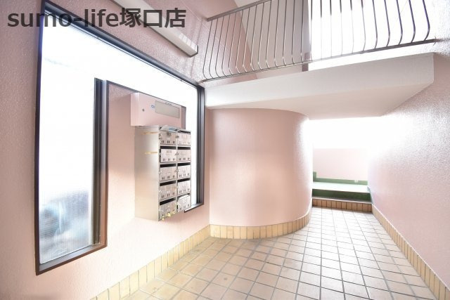 平塚ハイツのロビー