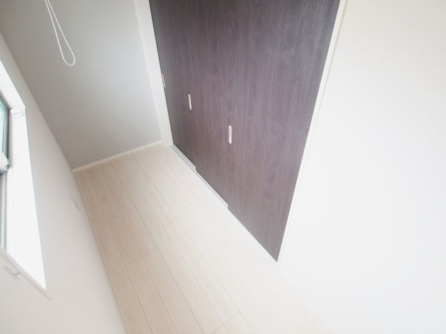 セブンプロート船越南の洋室
