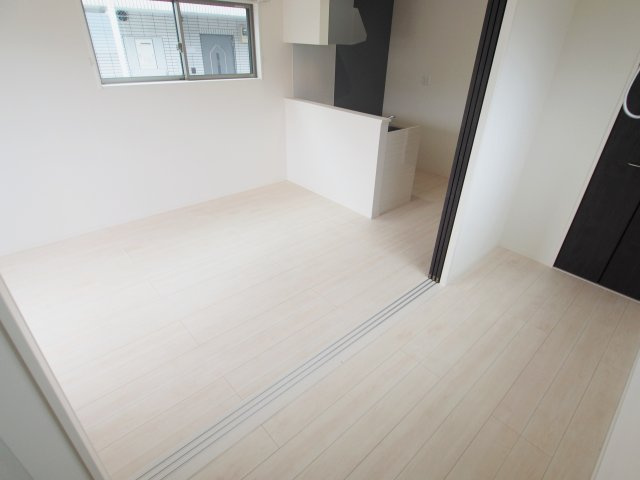 セブンプロート船越南の内装