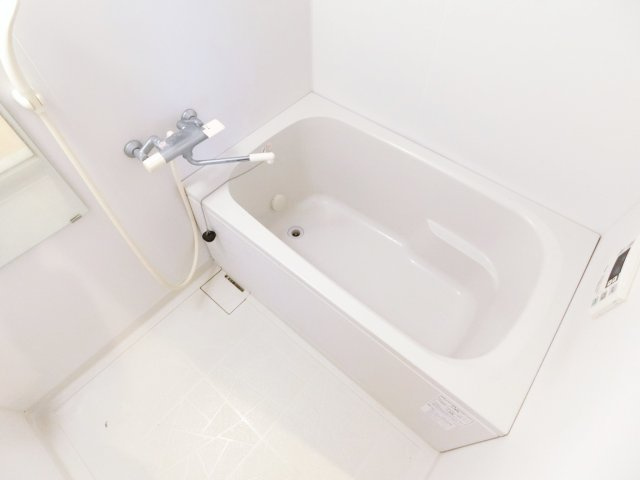 シエスタ千里丘の浴室
