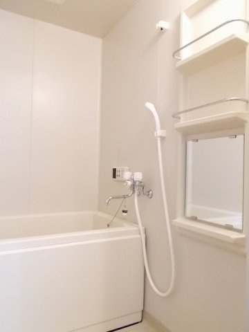 クレストール　イイダの浴室