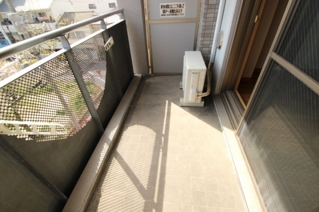 【バルコニー】プレステージ榎町
