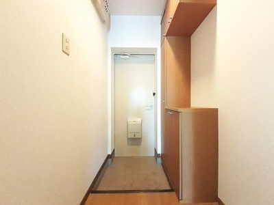 【玄関】 | ソレアード本城Ａ | 毎日通る玄関はこちらです