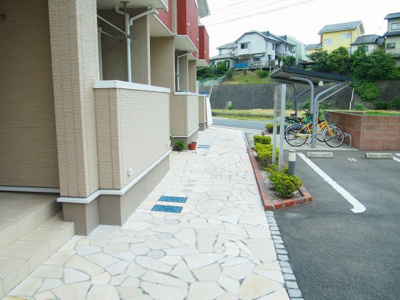 【エントランス】 | ファミール　メゾン | 建物の内部です
