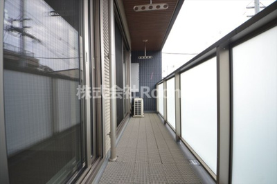 【バルコニー】 | サンソアレ駒川中野　旭化成ヘーベルメゾンHEBEL HAUS | お洗濯にも便利なバルコニー付き