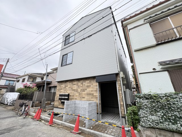 MELLAS市川の外観