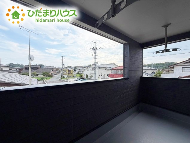 いわき市四倉町第19　新築戸建　1号棟のバルコニー|人気が高いインナーバルコニーを採用♪天候を気にせず洗濯物を干せ、紫外線も気にせずに済みます(*^^)v
