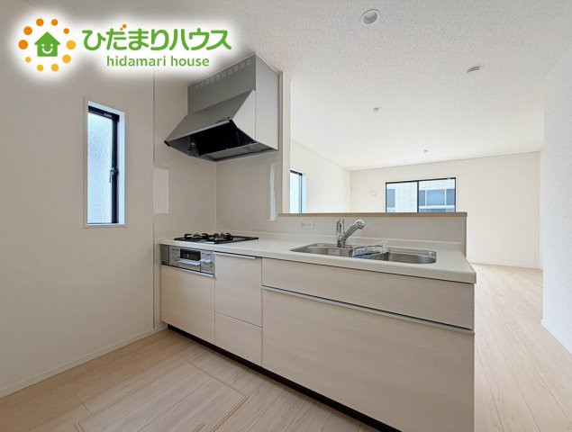 いわき市四倉町第19　新築戸建　1号棟のキッチン|料理をしながらでも、ご家族との会話を楽しめる対面式キッチン♪