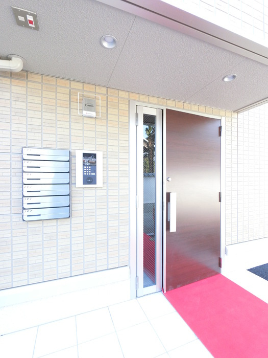 ビーライフのエントランス