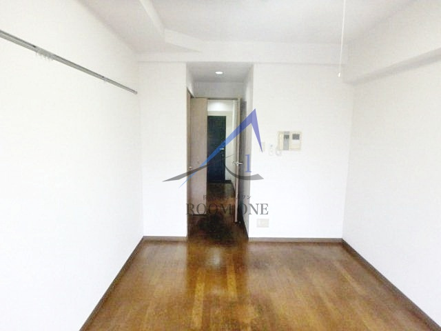 グリフィン川崎・西口の居間・リビング|洋室のお部屋です。