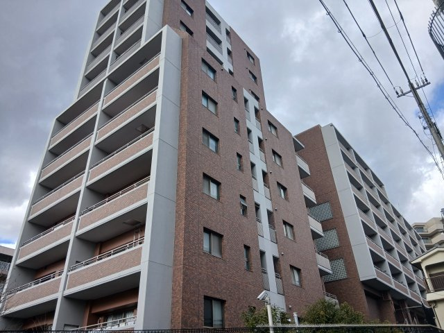 ファミール神戸熊内町の外観