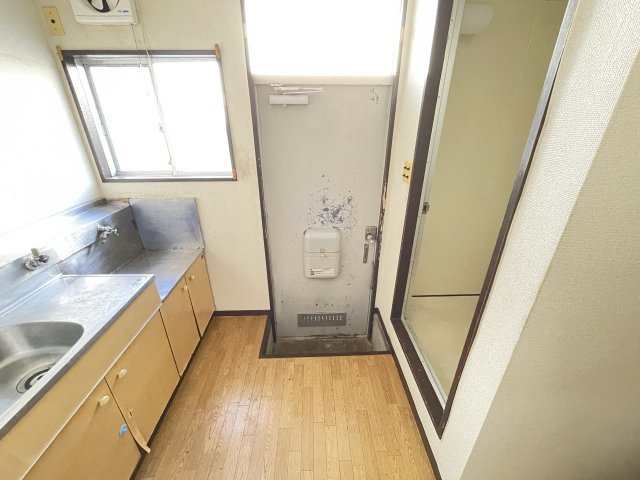 ハウス新柏の玄関