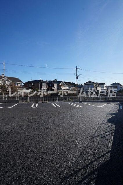【非対面対応】接客・申込・契約オンライン！LINE×相談可！の駐車場