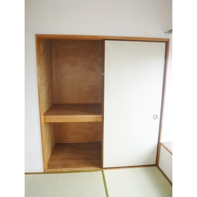 ツートンハイツの収納