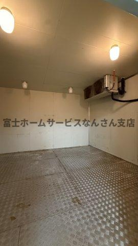 瓦屋町ビルの内装
