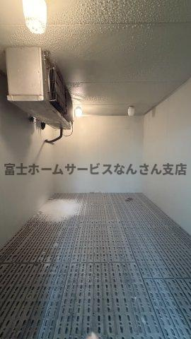 瓦屋町ビルの内装