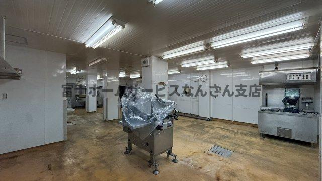 瓦屋町ビルの内装