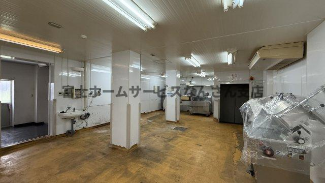 瓦屋町ビルの内装